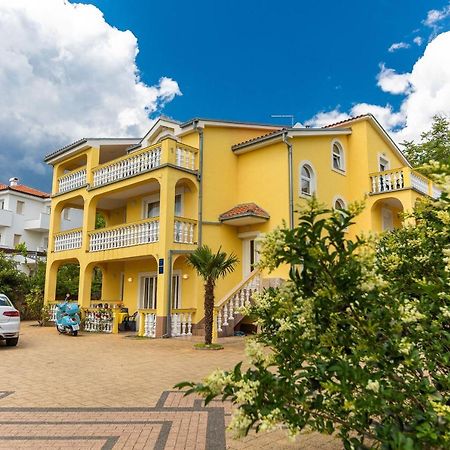 Apartments Artan ซริกเวนิซา ภายนอก รูปภาพ