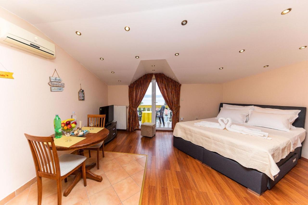Apartments Artan ซริกเวนิซา ภายนอก รูปภาพ