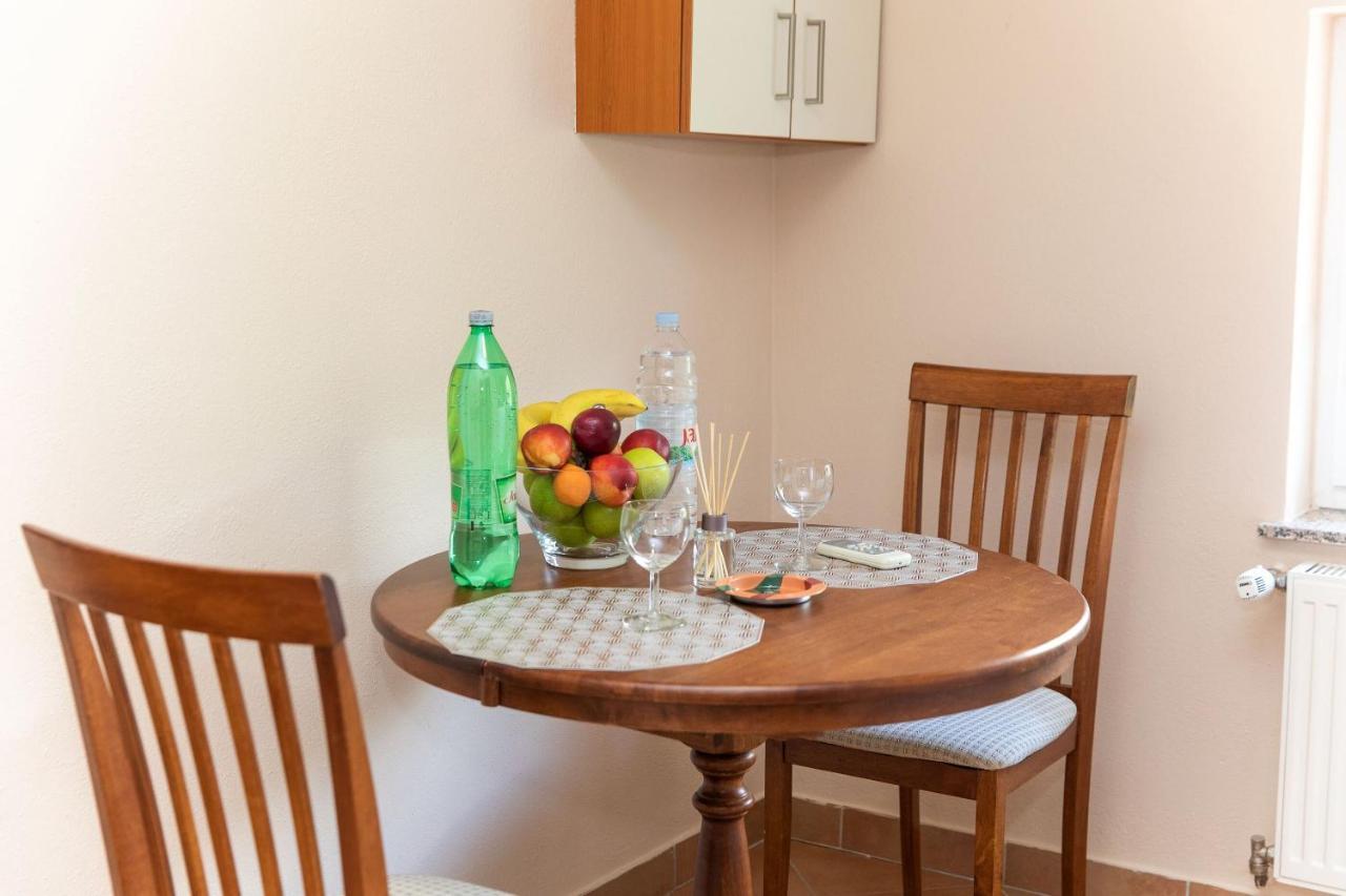 Apartments Artan ซริกเวนิซา ภายนอก รูปภาพ