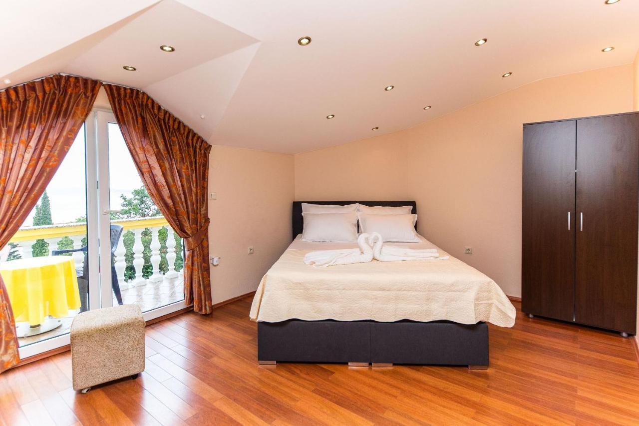 Apartments Artan ซริกเวนิซา ภายนอก รูปภาพ