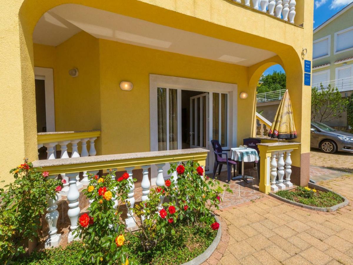 Apartments Artan ซริกเวนิซา ภายนอก รูปภาพ